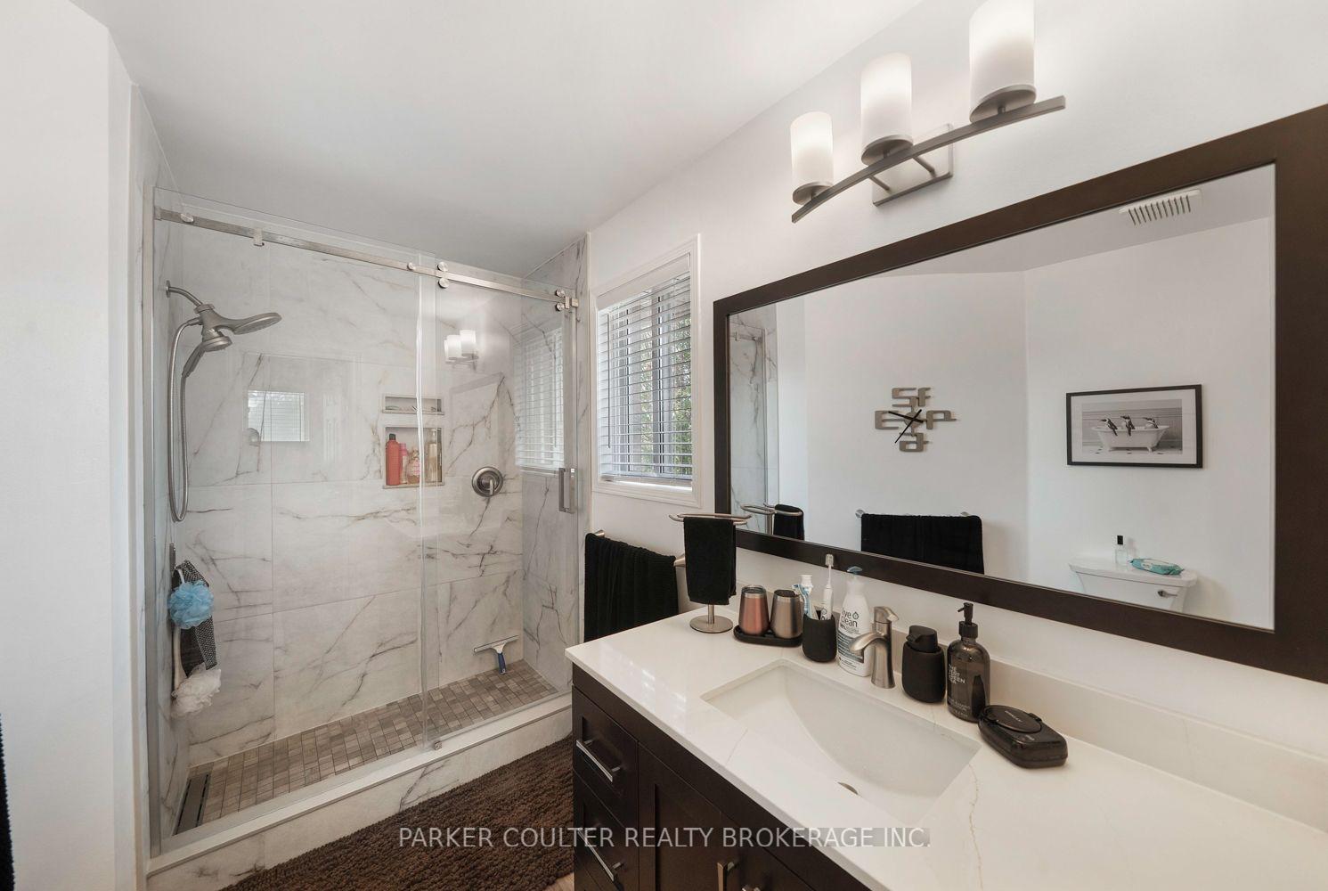 Photo 29 of 22 Taylor Drive, Barrie, Bayshore — HOMEH
