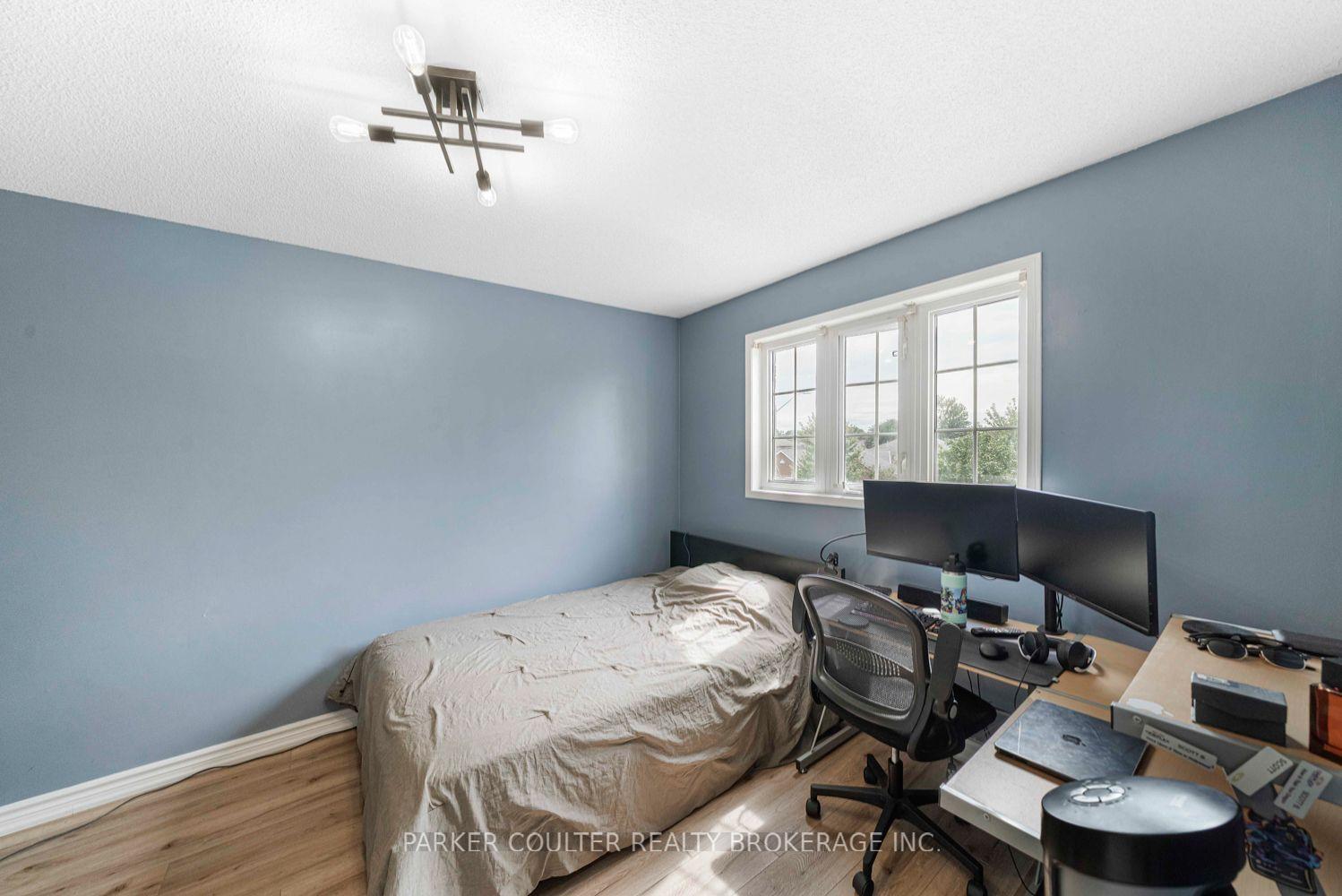 Photo 33 of 22 Taylor Drive, Barrie, Bayshore — HOMEH