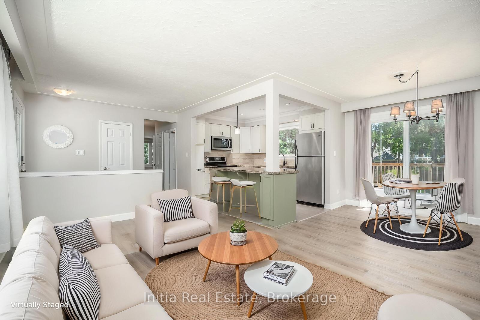 Photo 5 of 53 Burrows Avenue, Etobicoke, Islington-City Centre West — HOMEH