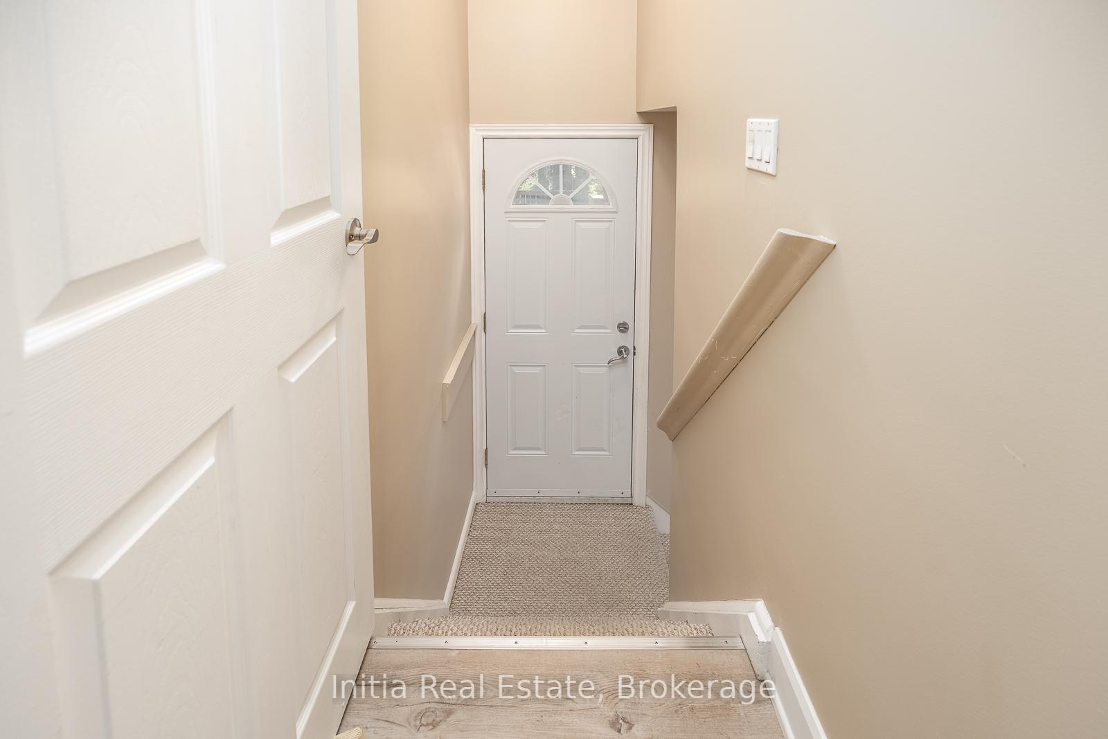 Photo 17 of 53 Burrows Avenue, Etobicoke, Islington-City Centre West — HOMEH