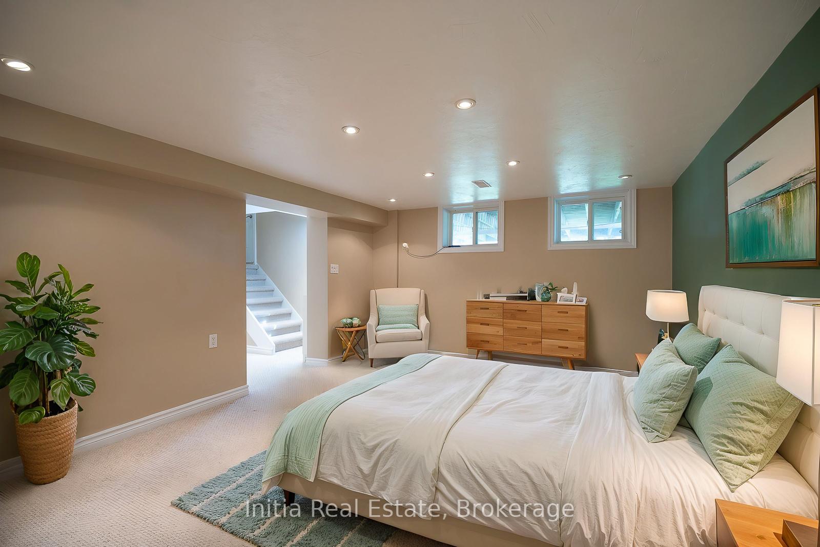 Photo 21 of 53 Burrows Avenue, Etobicoke, Islington-City Centre West — HOMEH
