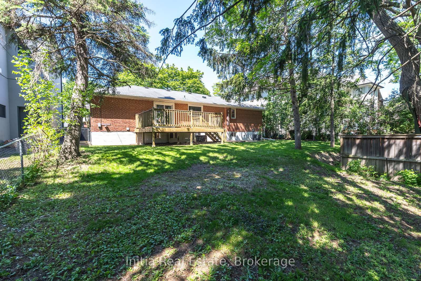Photo 34 of 53 Burrows Avenue, Etobicoke, Islington-City Centre West — HOMEH
