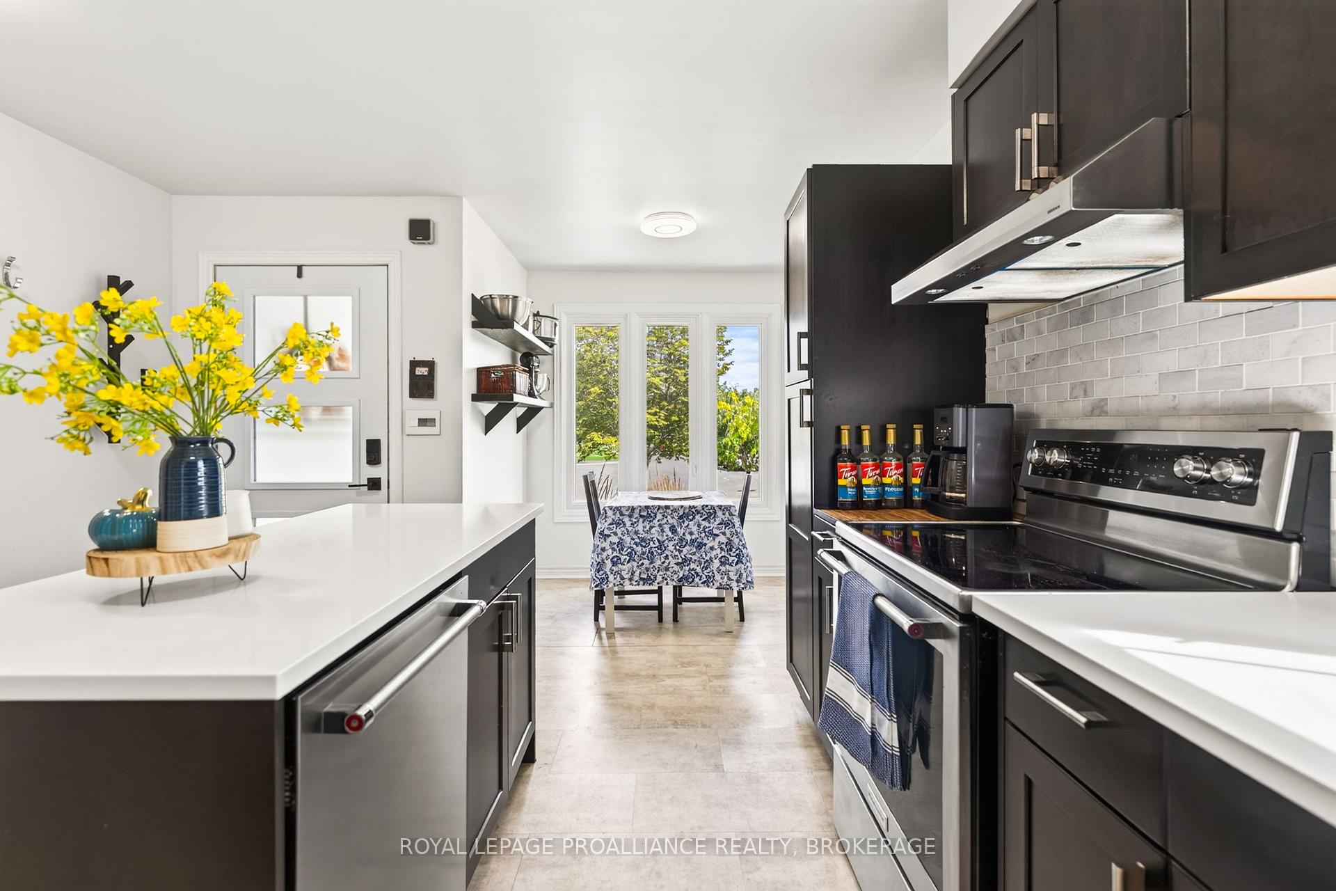 Photo 7 of 600 Whistler Terrace, Kingston, East Gardiners Rd — HOMEH