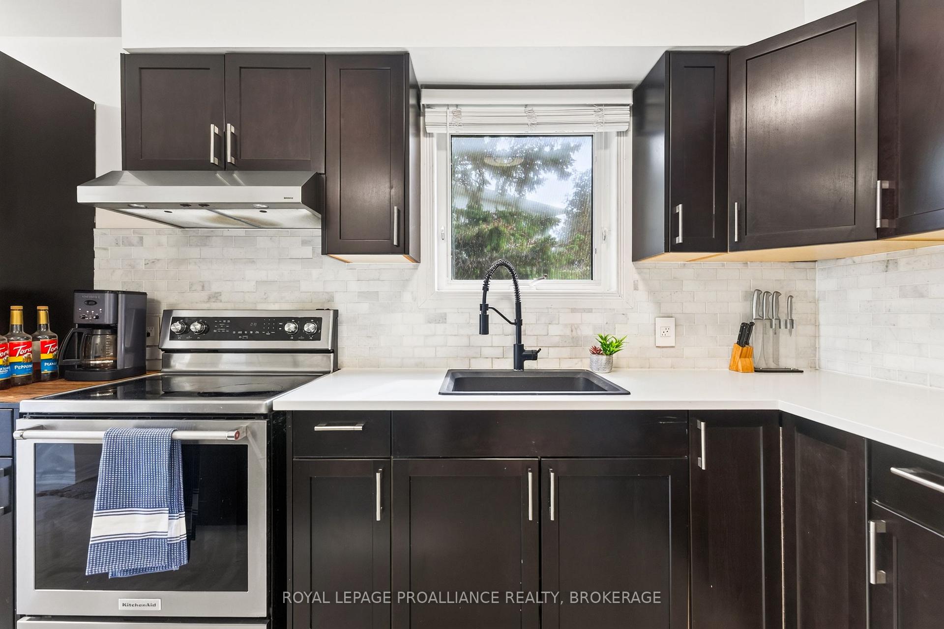 Photo 9 of 600 Whistler Terrace, Kingston, East Gardiners Rd — HOMEH