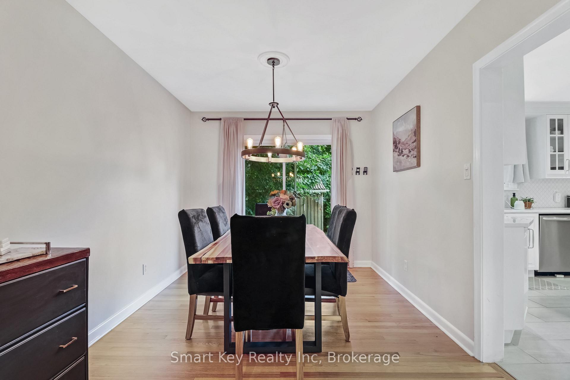 Photo 7 of 1165 Cline Cres, Ottawa, Bel Air Heights — HOMEH