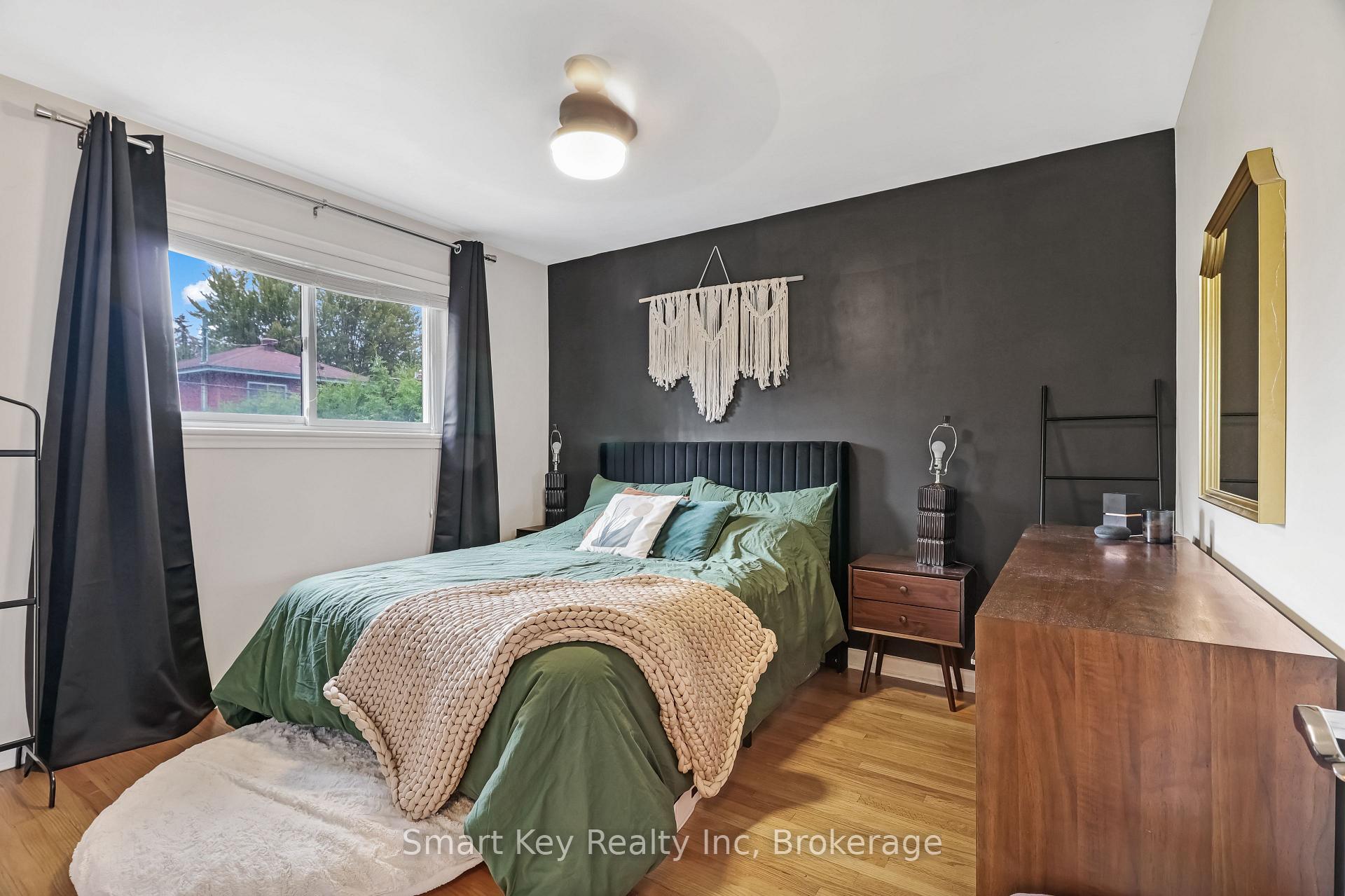 Photo 13 of 1165 Cline Cres, Ottawa, Bel Air Heights — HOMEH
