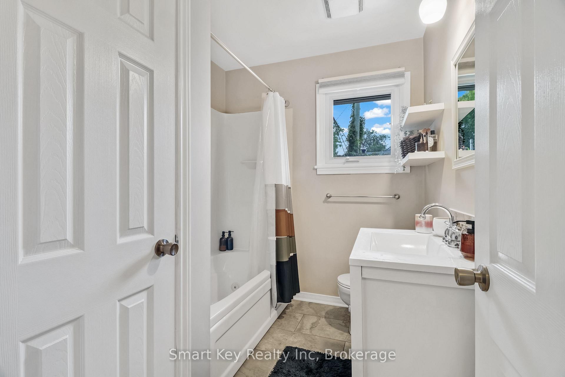 Photo 19 of 1165 Cline Cres, Ottawa, Bel Air Heights — HOMEH