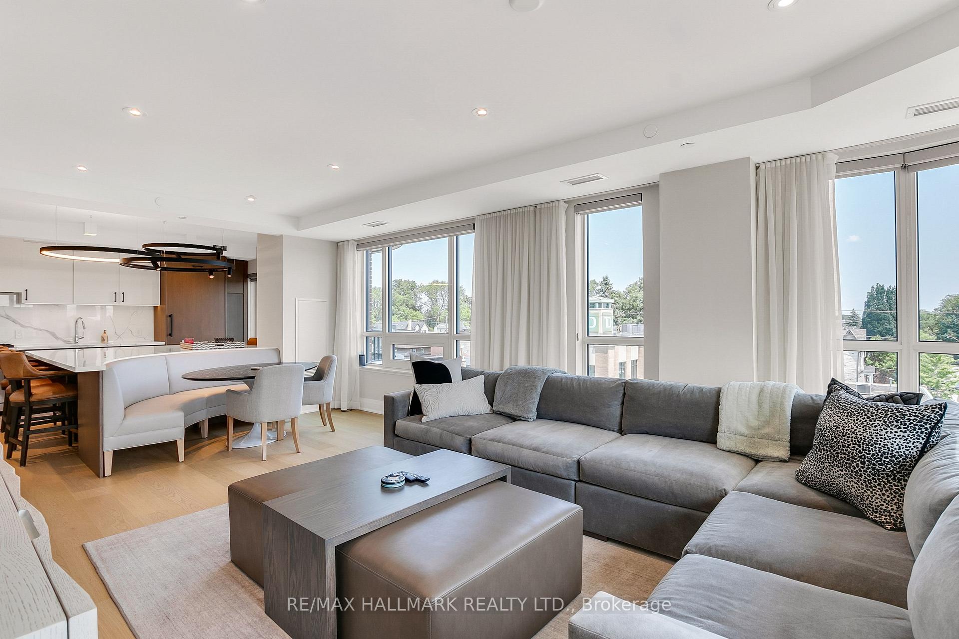 Photo 9 of Unit 406, 1700 Avenue Road, Toronto, Bedford Park-Nortown — HOMEH