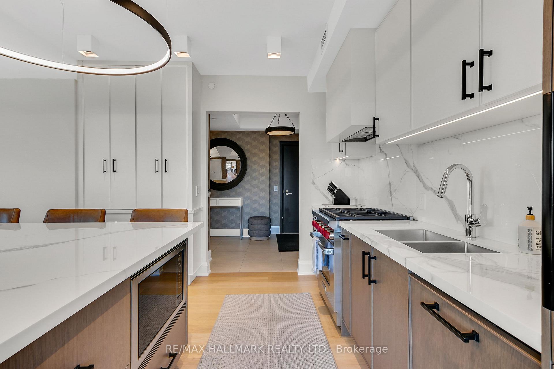 Photo 23 of Unit 406, 1700 Avenue Road, Toronto, Bedford Park-Nortown — HOMEH
