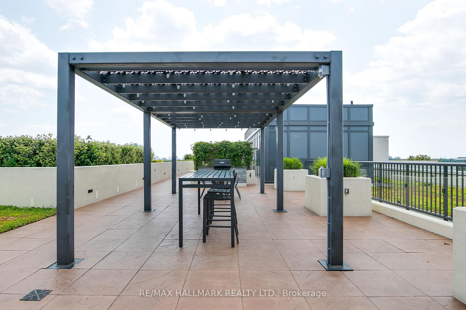 Photo 48 of Unit 406, 1700 Avenue Road, Toronto, Bedford Park-Nortown — HOMEH