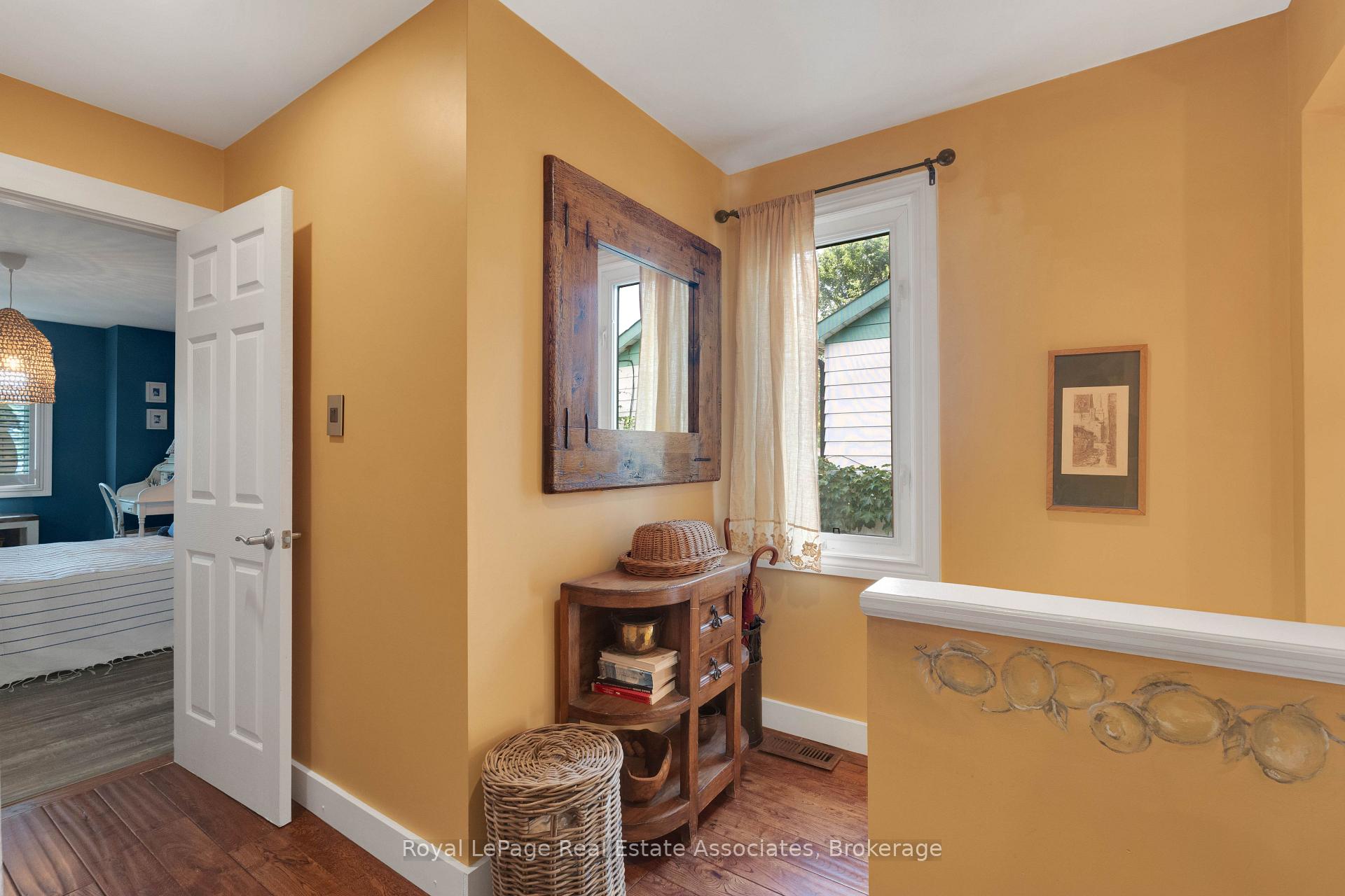 Photo 15 of 101 Denison Avenue, Brampton, Brampton West — HOMEH