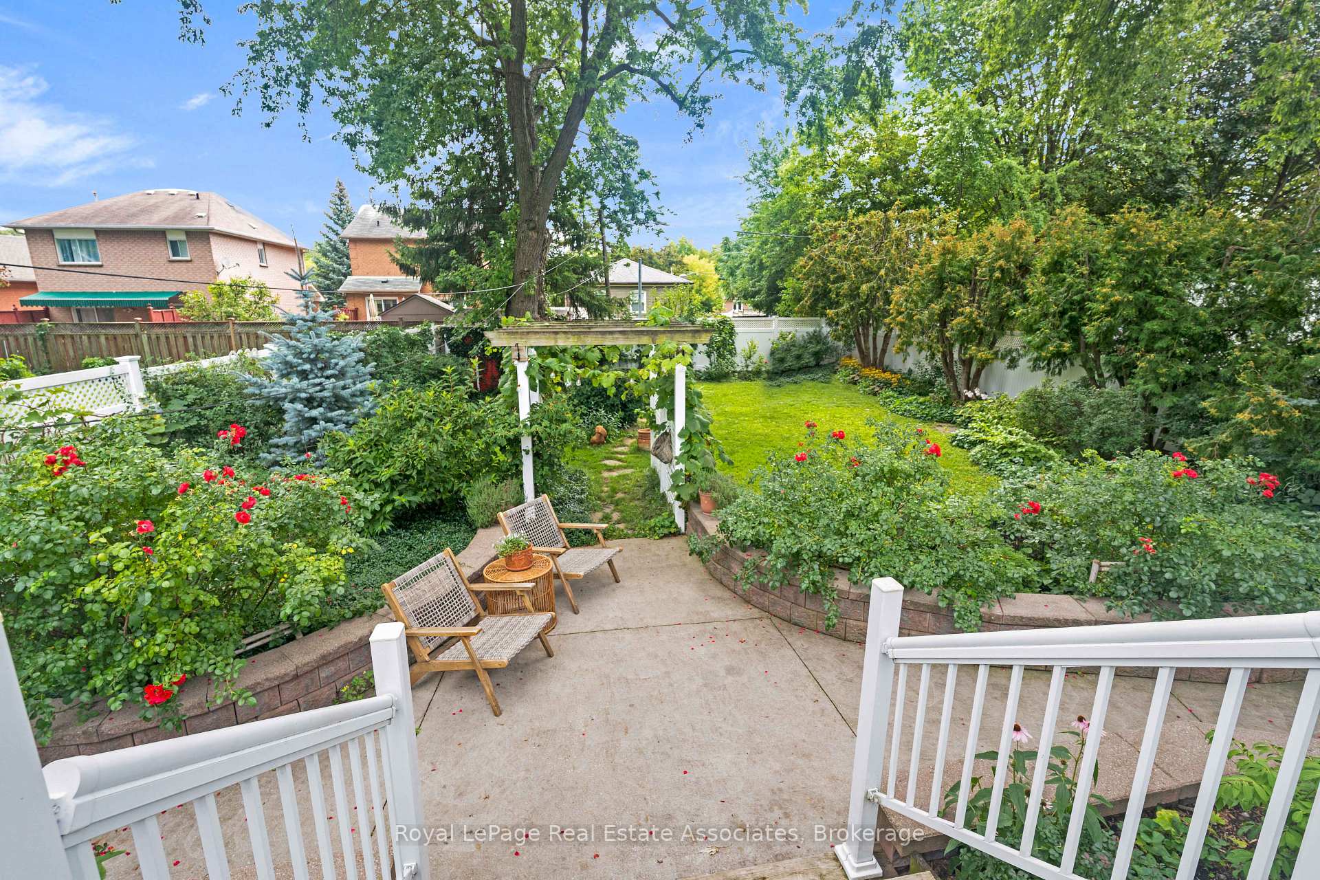 Photo 35 of 101 Denison Avenue, Brampton, Brampton West — HOMEH
