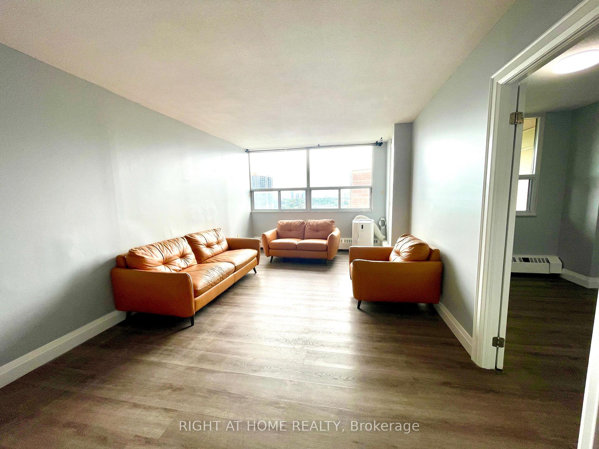 Photo 5 of Unit 1418, 551 The West Mall, Etobicoke, Etobicoke West Mall — HOMEH