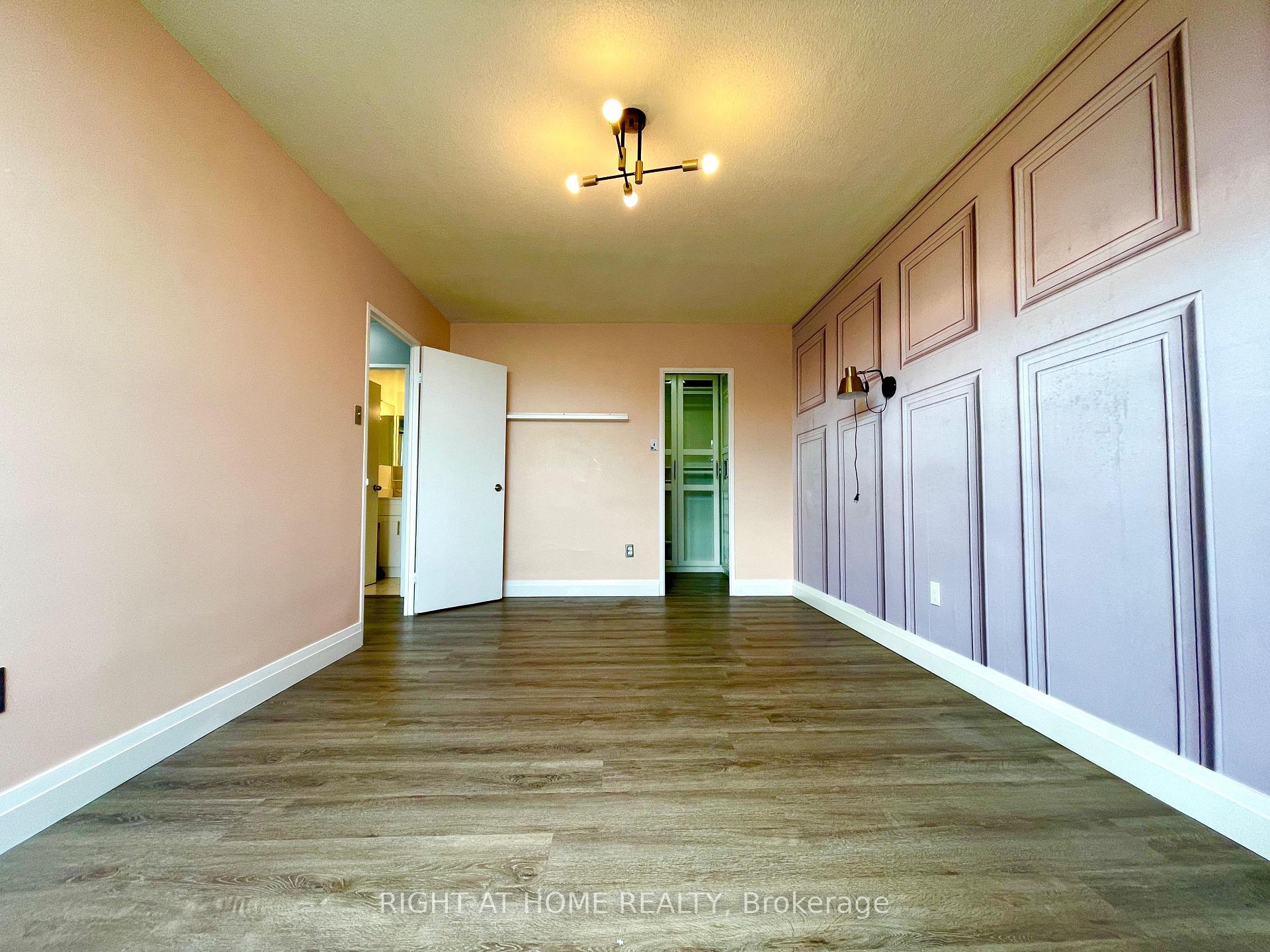 Photo 11 of Unit 1418, 551 The West Mall, Etobicoke, Etobicoke West Mall — HOMEH