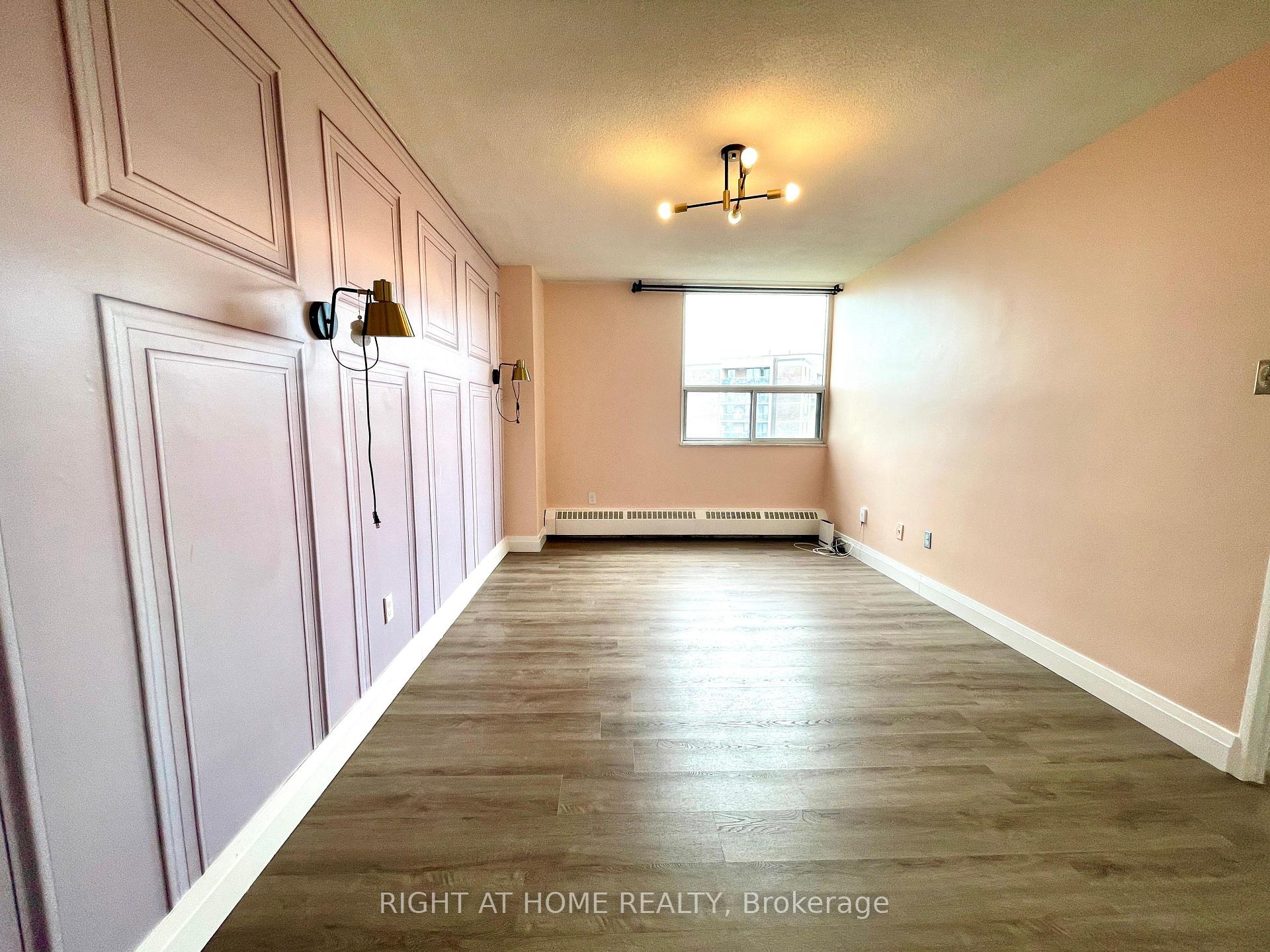Photo 13 of Unit 1418, 551 The West Mall, Etobicoke, Etobicoke West Mall — HOMEH