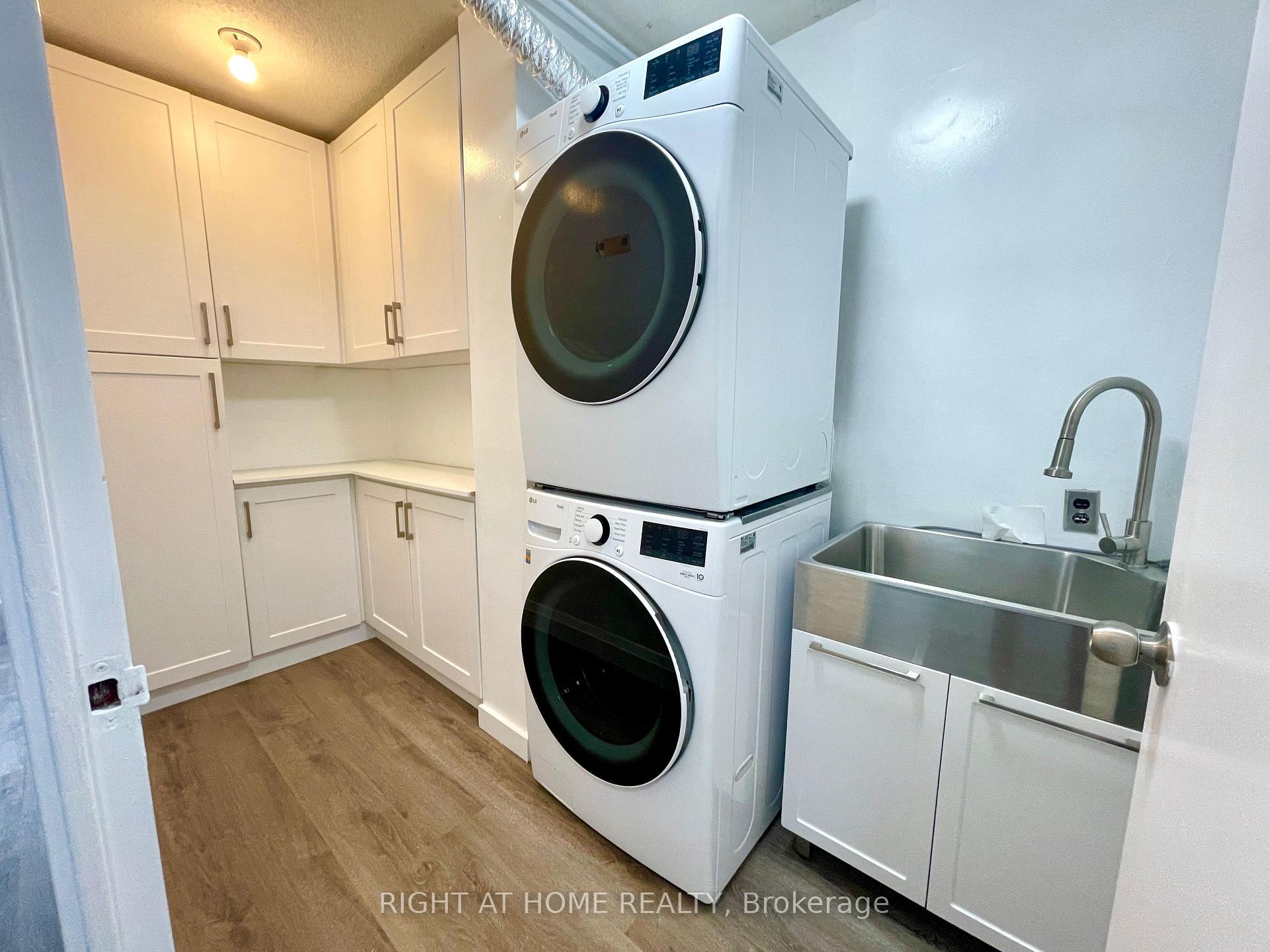 Photo 18 of Unit 1418, 551 The West Mall, Etobicoke, Etobicoke West Mall — HOMEH