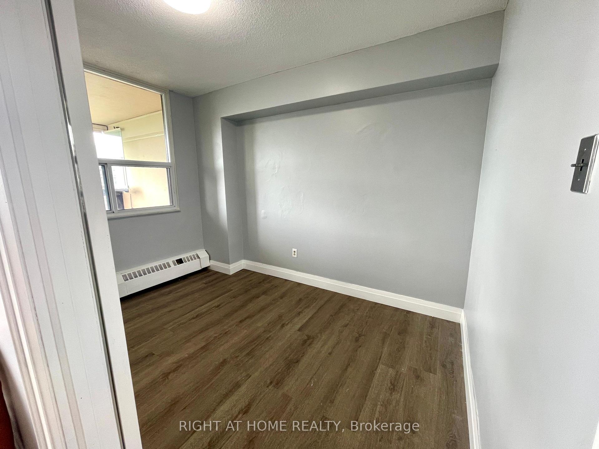 Photo 19 of Unit 1418, 551 The West Mall, Etobicoke, Etobicoke West Mall — HOMEH