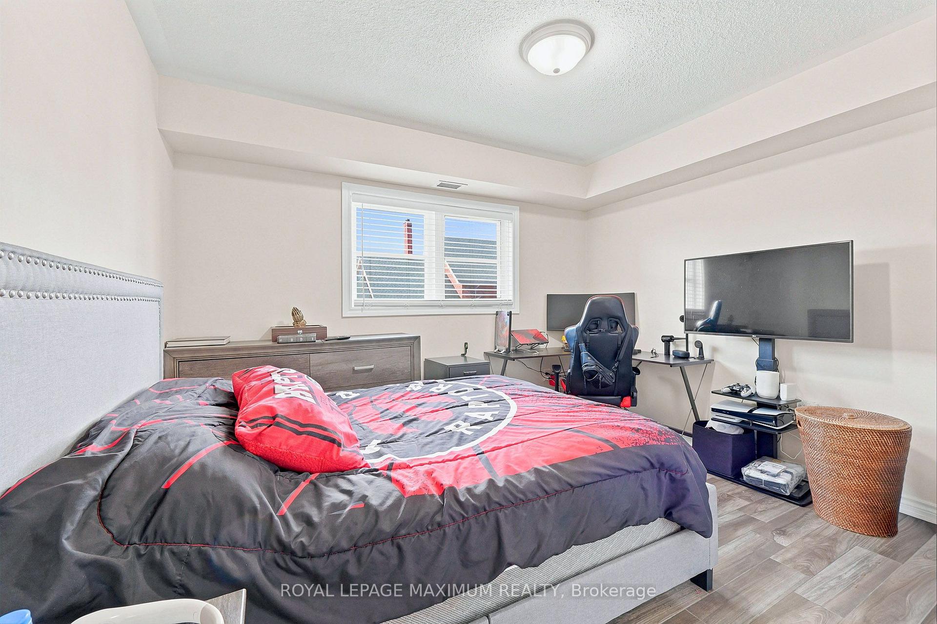 Photo 13 of Unit 204, 9944 Keele Street, Vaughan, Maple — HOMEH