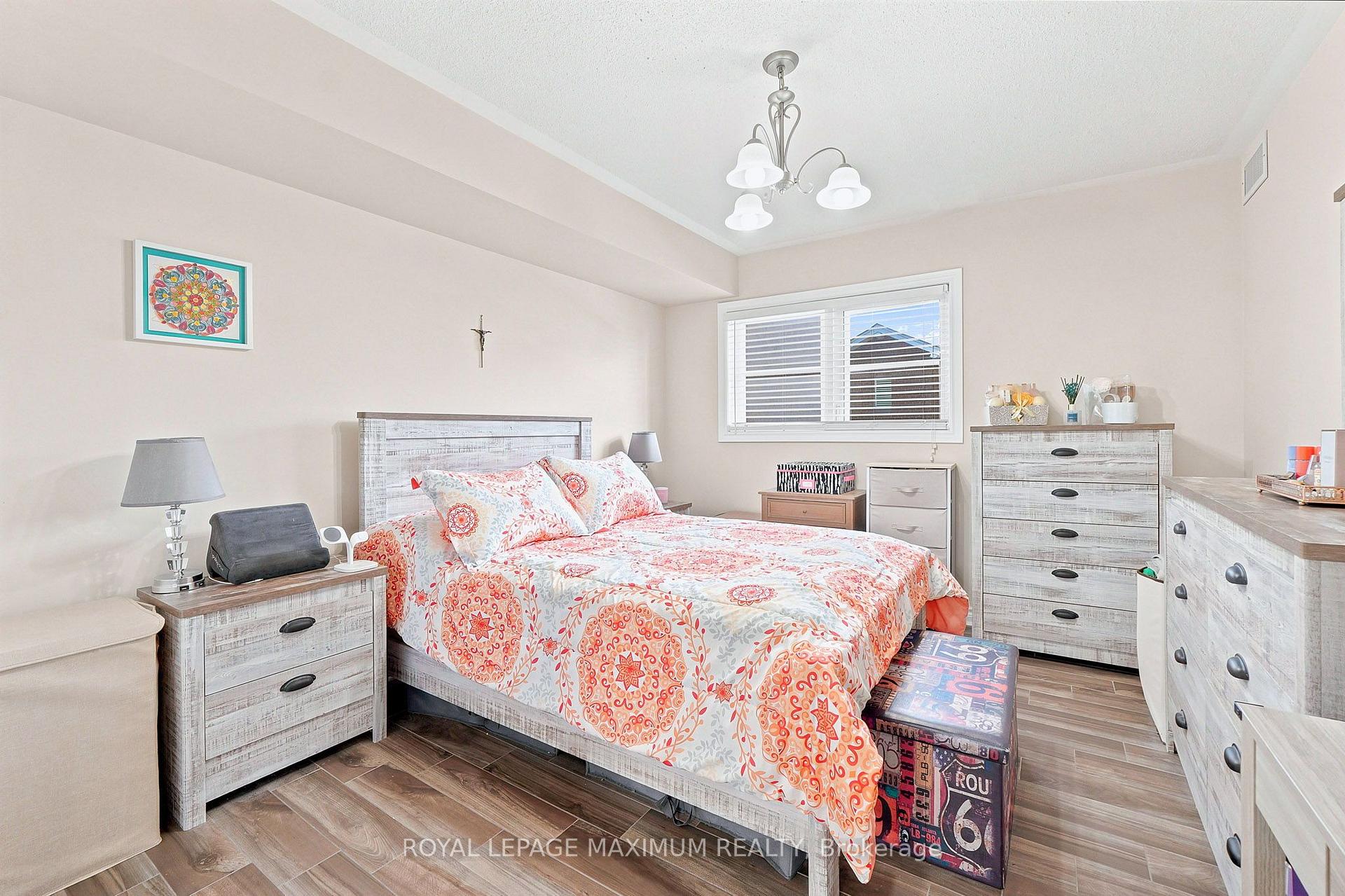 Photo 15 of Unit 204, 9944 Keele Street, Vaughan, Maple — HOMEH