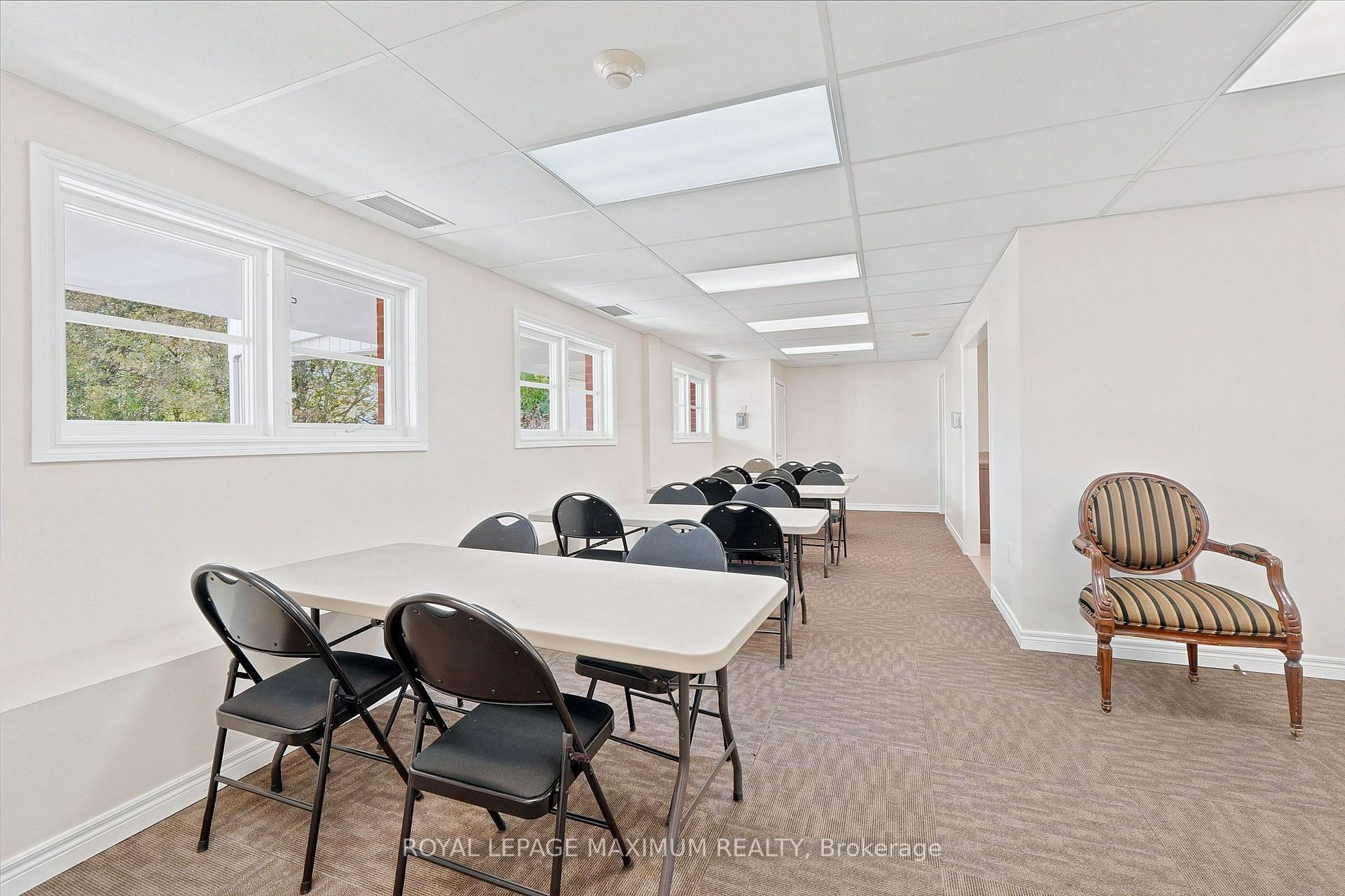 Photo 22 of Unit 204, 9944 Keele Street, Vaughan, Maple — HOMEH