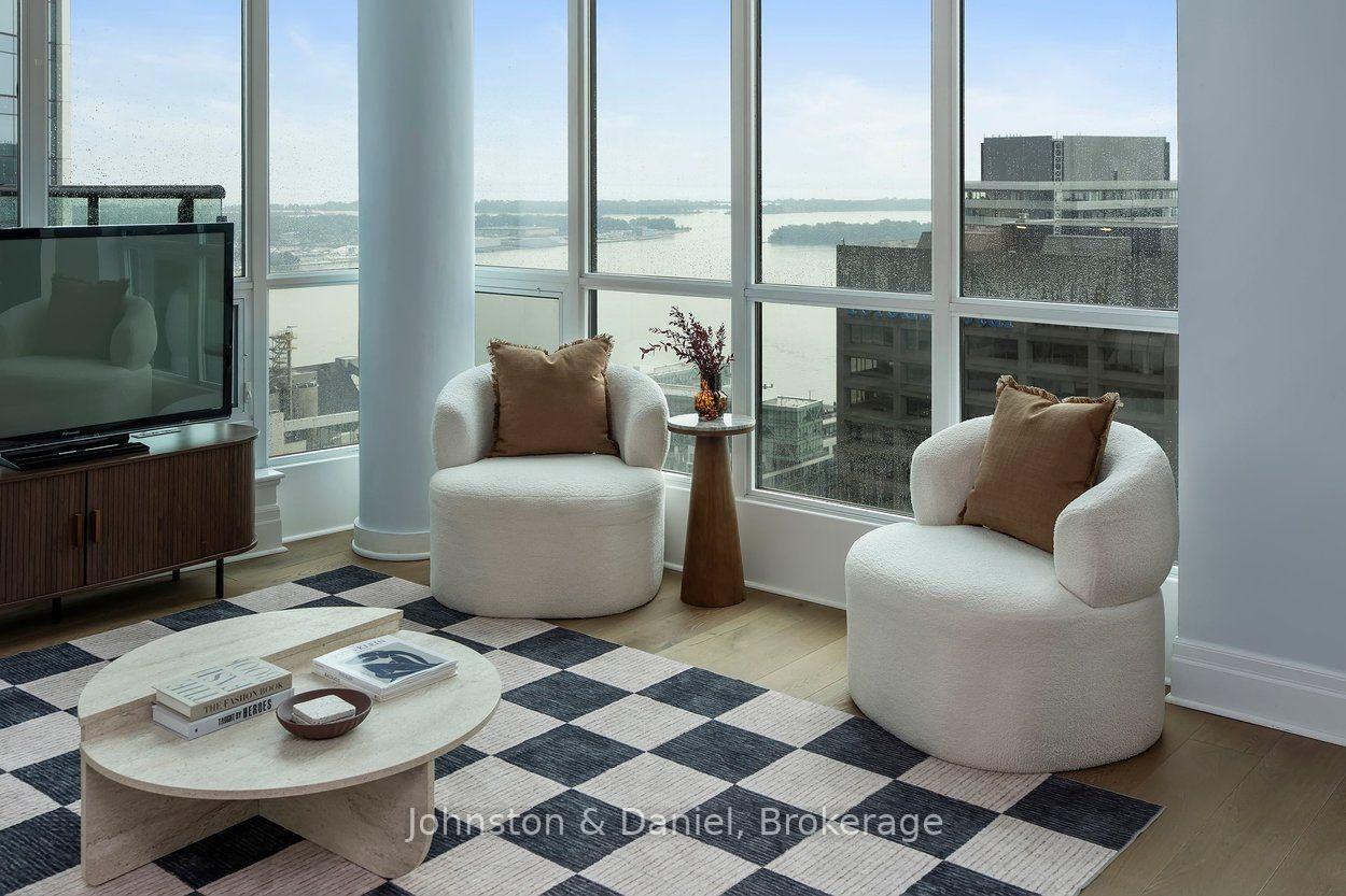 Photo of Unit 3806, 16 Yonge Street