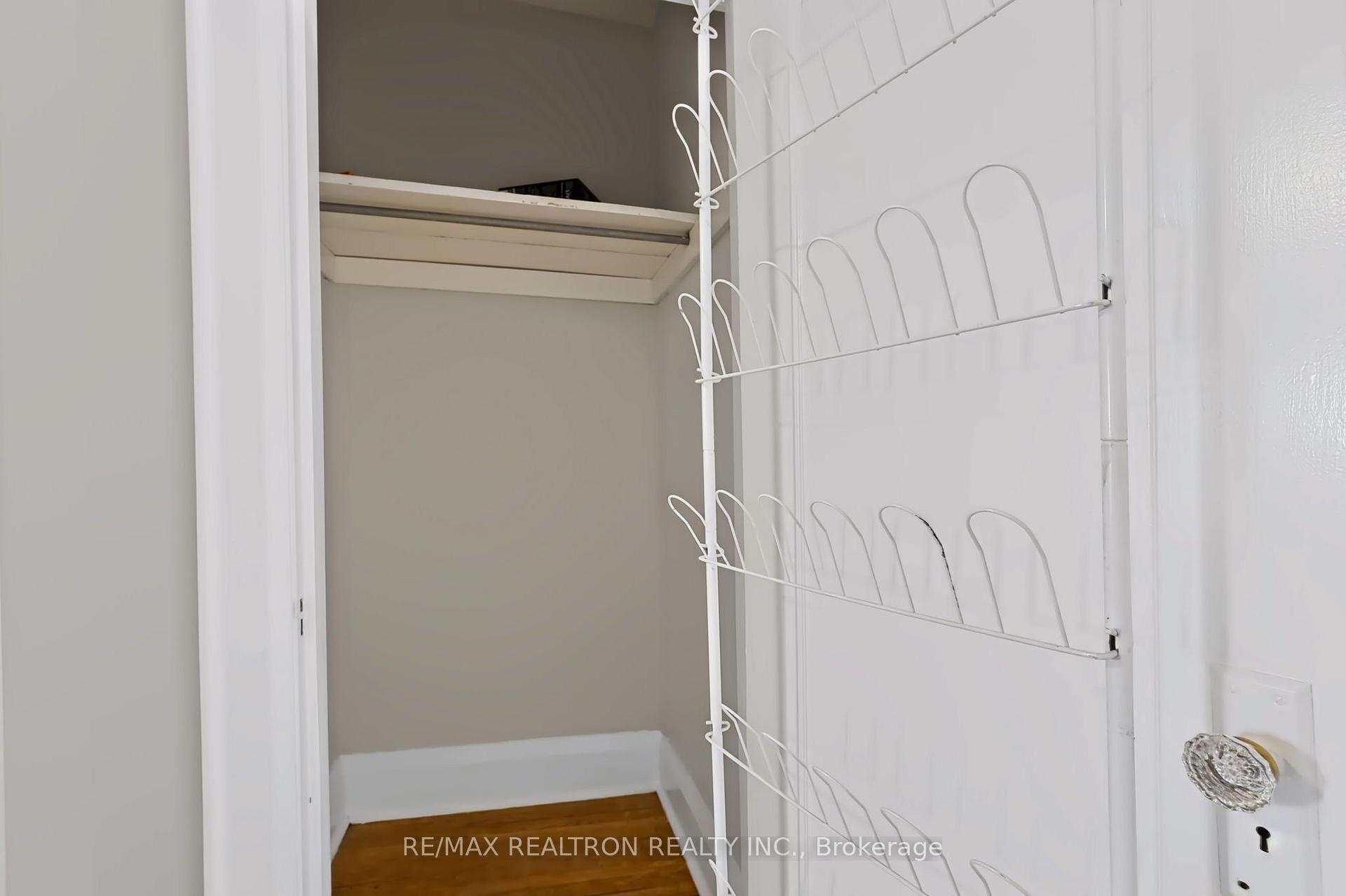Photo 10 of Unit 3, 3232 Yonge Street, Toronto, Lawrence Park North — HOMEH