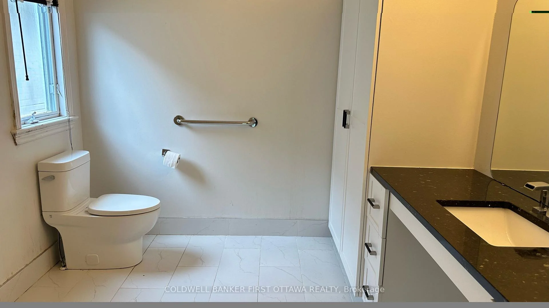 Photo 5 of 13 Fieldcrest Avenue, Ottawa, Barrhaven - Longfields — HOMEH