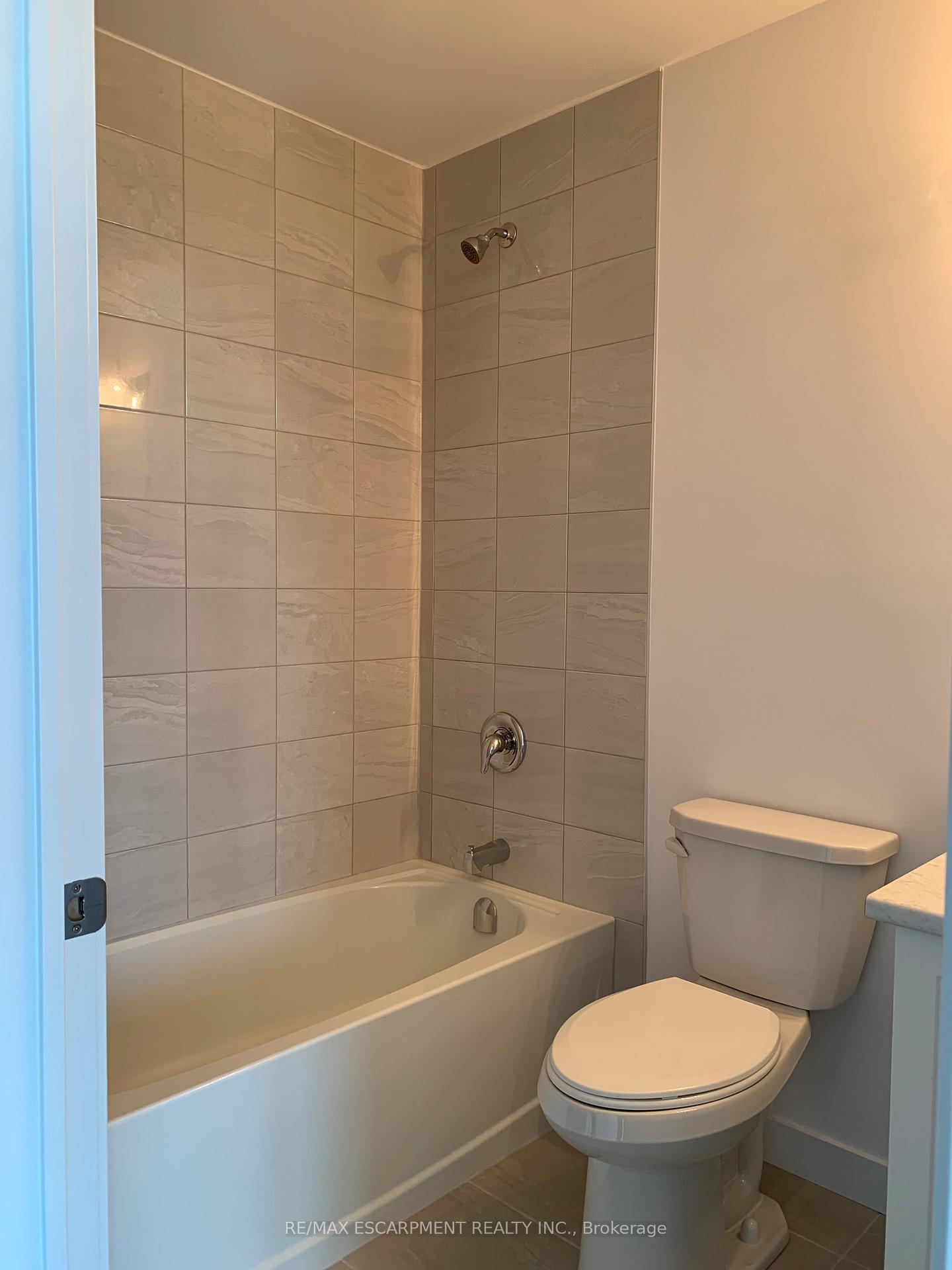 Photo 7 of Unit 703, 450 Dundas Street E, Hamilton, Waterdown — HOMEH