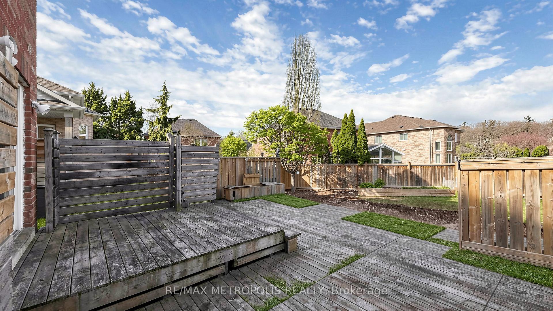 Photo 43 of 183 Valmont Court, Hamilton, Ancaster — HOMEH