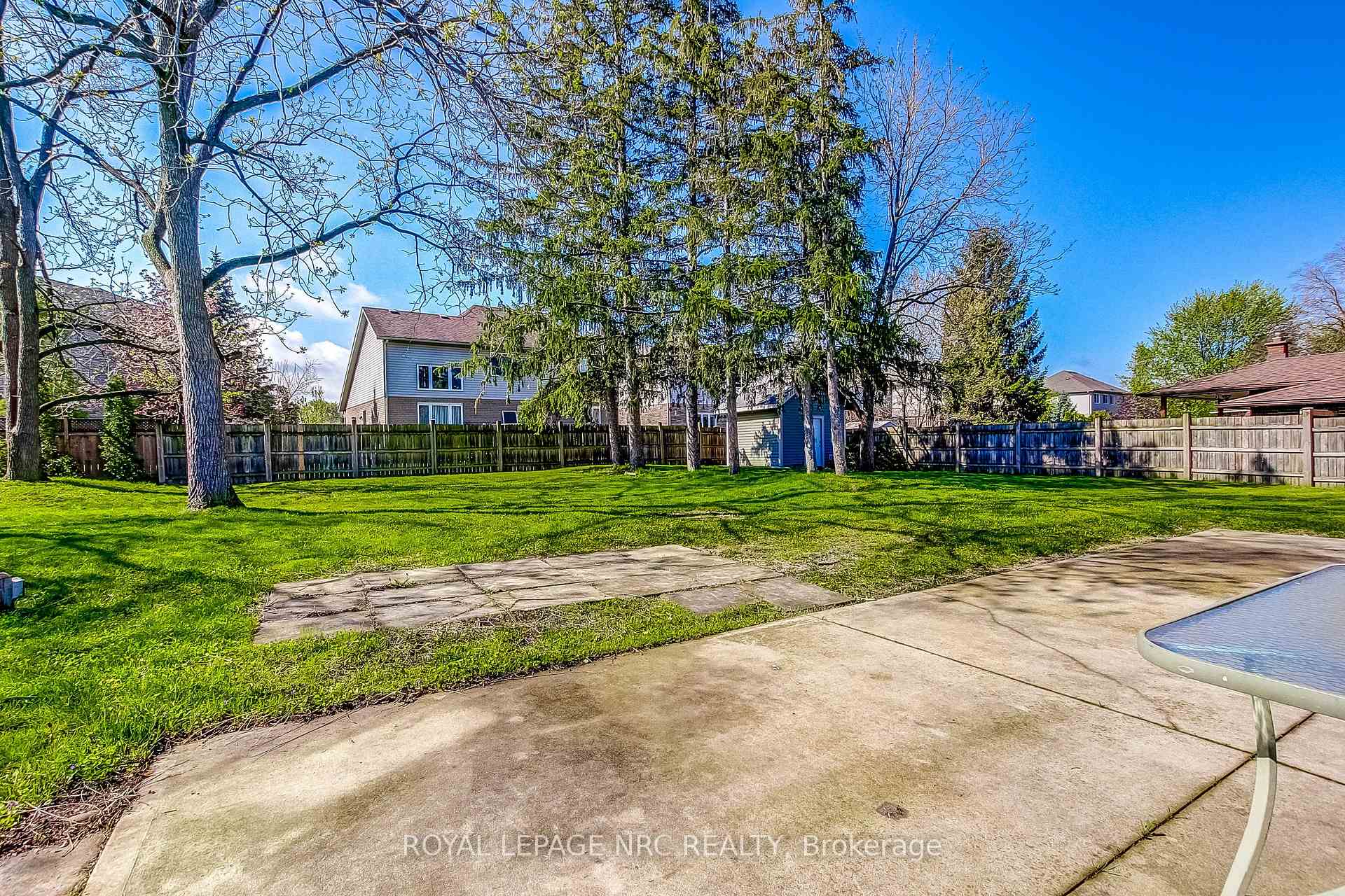 Photo 4 of 60 Valley Road, St. Catharines, Rykert/Vansickle — HOMEH