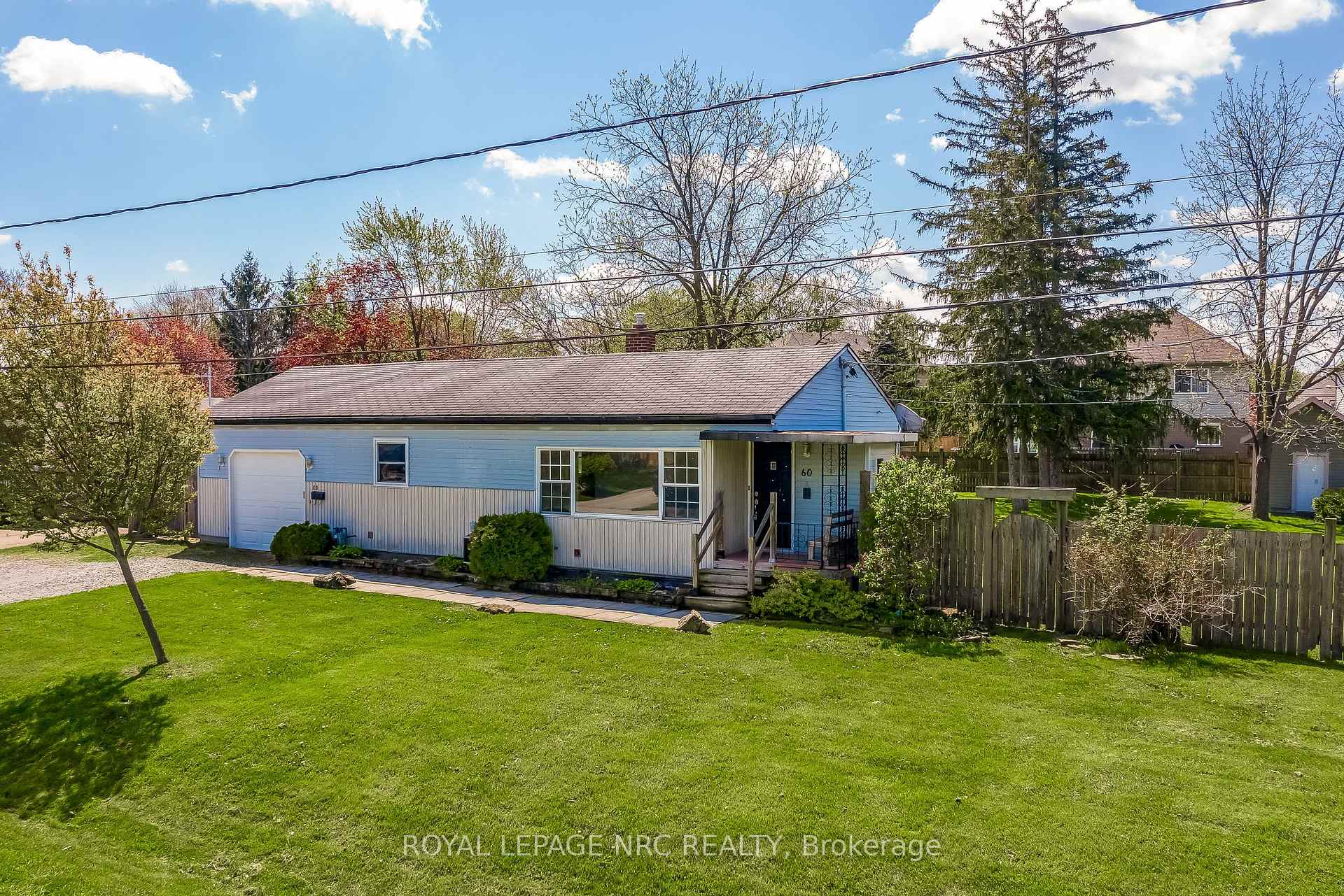 Photo 6 of 60 Valley Road, St. Catharines, Rykert/Vansickle — HOMEH