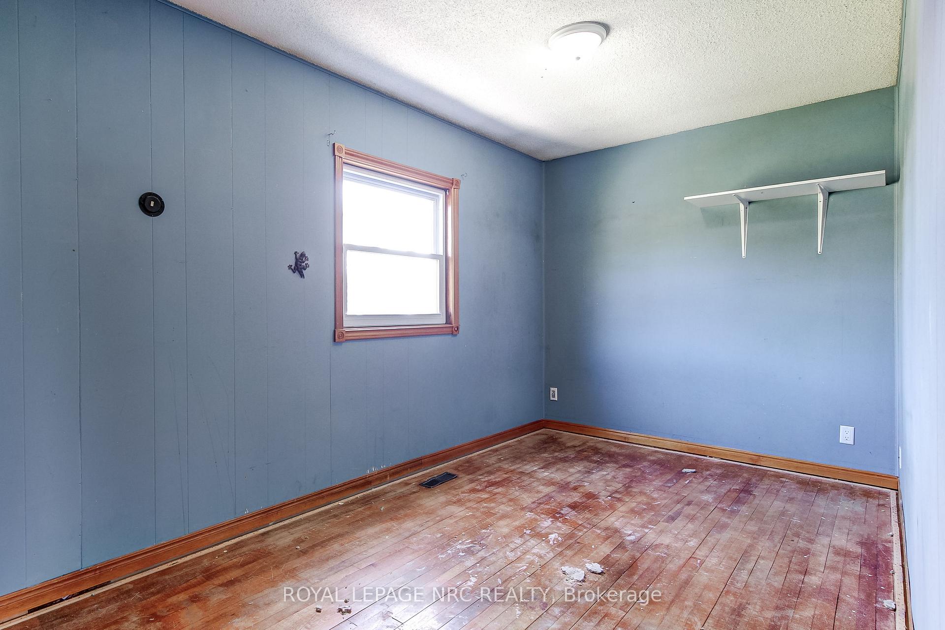 Photo 20 of 60 Valley Road, St. Catharines, Rykert/Vansickle — HOMEH