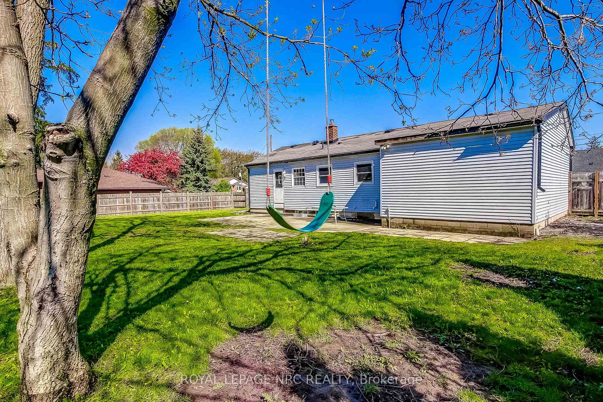 Photo 32 of 60 Valley Road, St. Catharines, Rykert/Vansickle — HOMEH