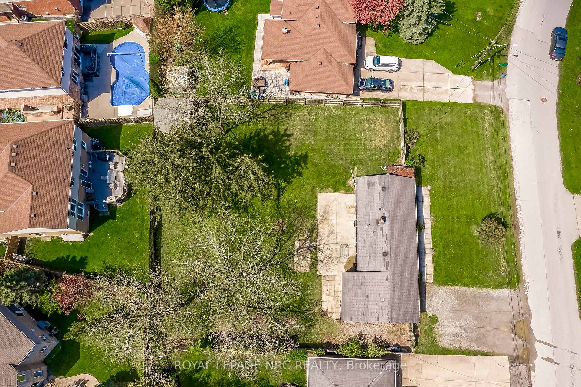Photo 37 of 60 Valley Road, St. Catharines, Rykert/Vansickle — HOMEH