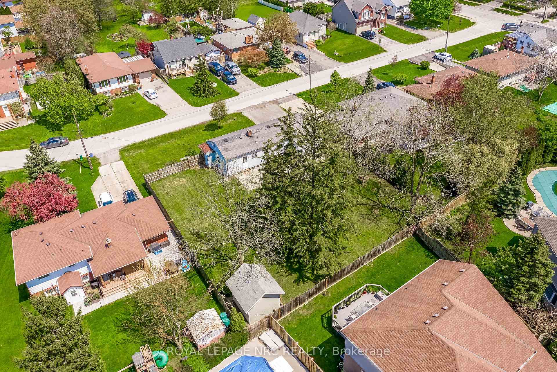 Photo 39 of 60 Valley Road, St. Catharines, Rykert/Vansickle — HOMEH