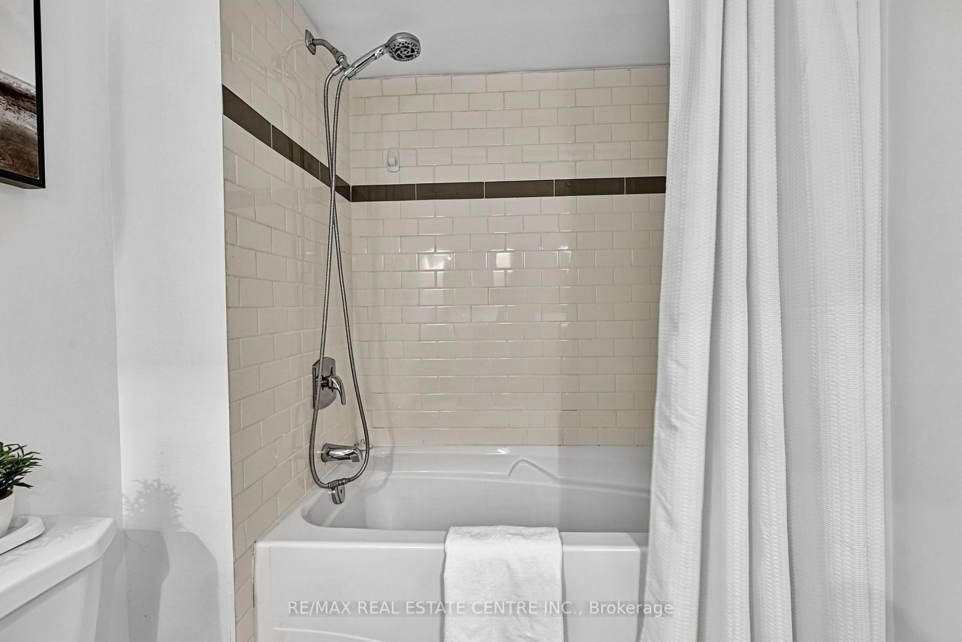 Photo 26 of 175 Burbank Crescent, Orangeville — HOMEH