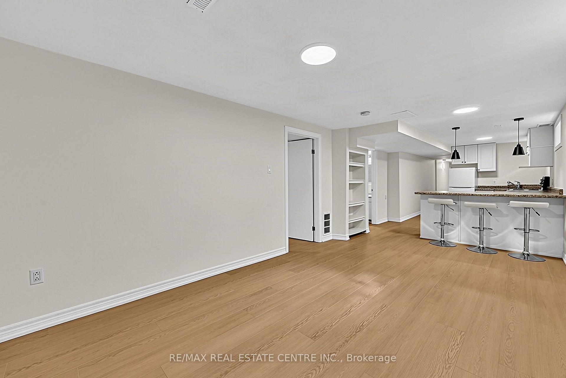 Photo 32 of 175 Burbank Crescent, Orangeville — HOMEH