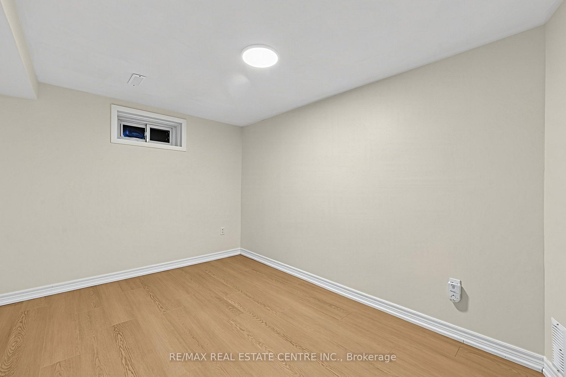 Photo 34 of 175 Burbank Crescent, Orangeville — HOMEH