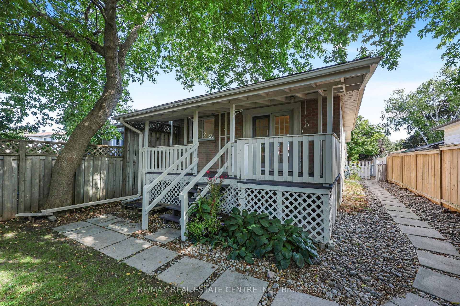Photo 39 of 175 Burbank Crescent, Orangeville — HOMEH