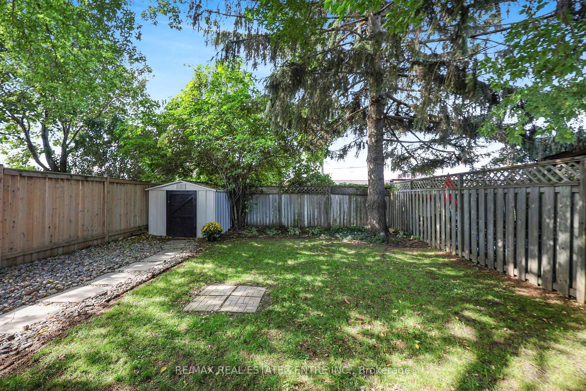 Photo 44 of 175 Burbank Crescent, Orangeville — HOMEH