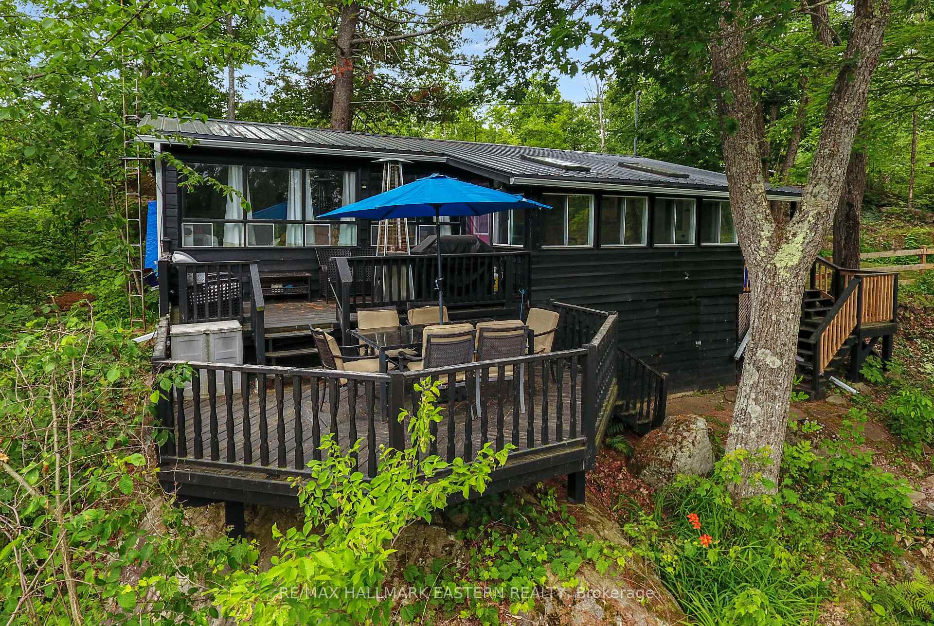 Photo 2 of 2335 Lakeside Road, Douro-Dummer — HOMEH