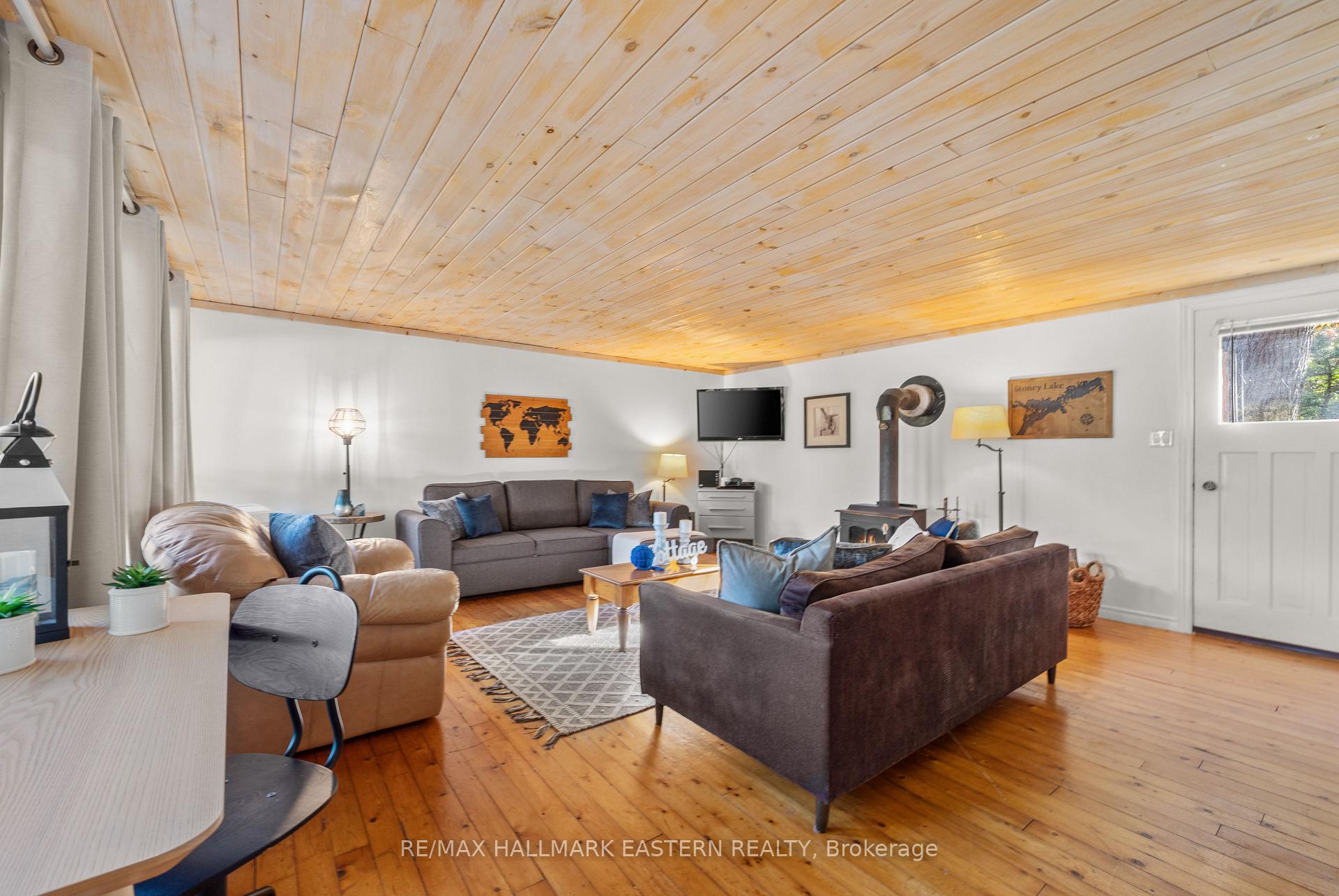 Photo 6 of 2335 Lakeside Road, Douro-Dummer — HOMEH