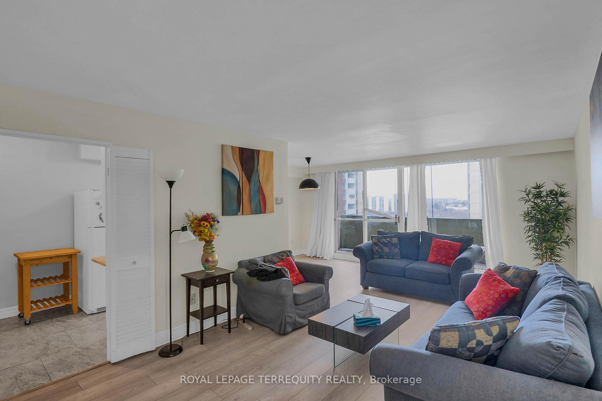 Photo 7 of Unit 1703, 1 Massey Square, Toronto, Crescent Town — HOMEH