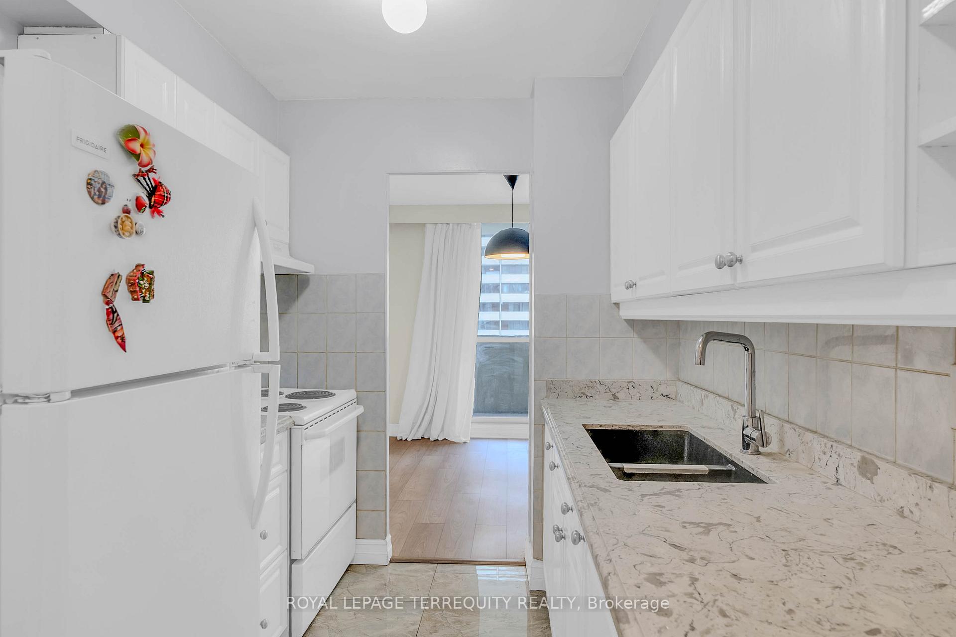 Photo 15 of Unit 1703, 1 Massey Square, Toronto, Crescent Town — HOMEH