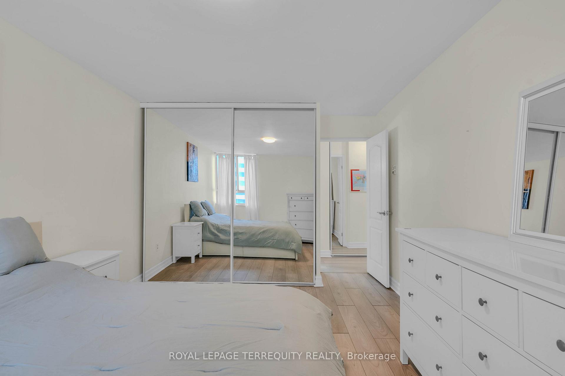 Photo 19 of Unit 1703, 1 Massey Square, Toronto, Crescent Town — HOMEH