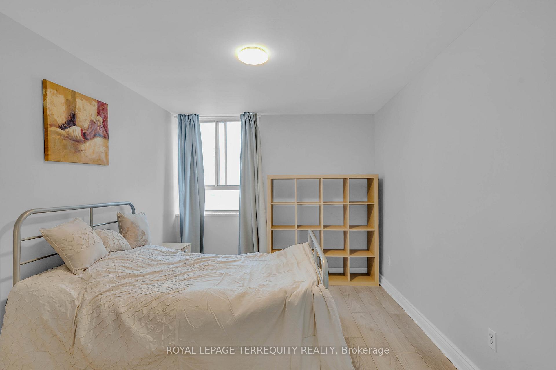 Photo 21 of Unit 1703, 1 Massey Square, Toronto, Crescent Town — HOMEH