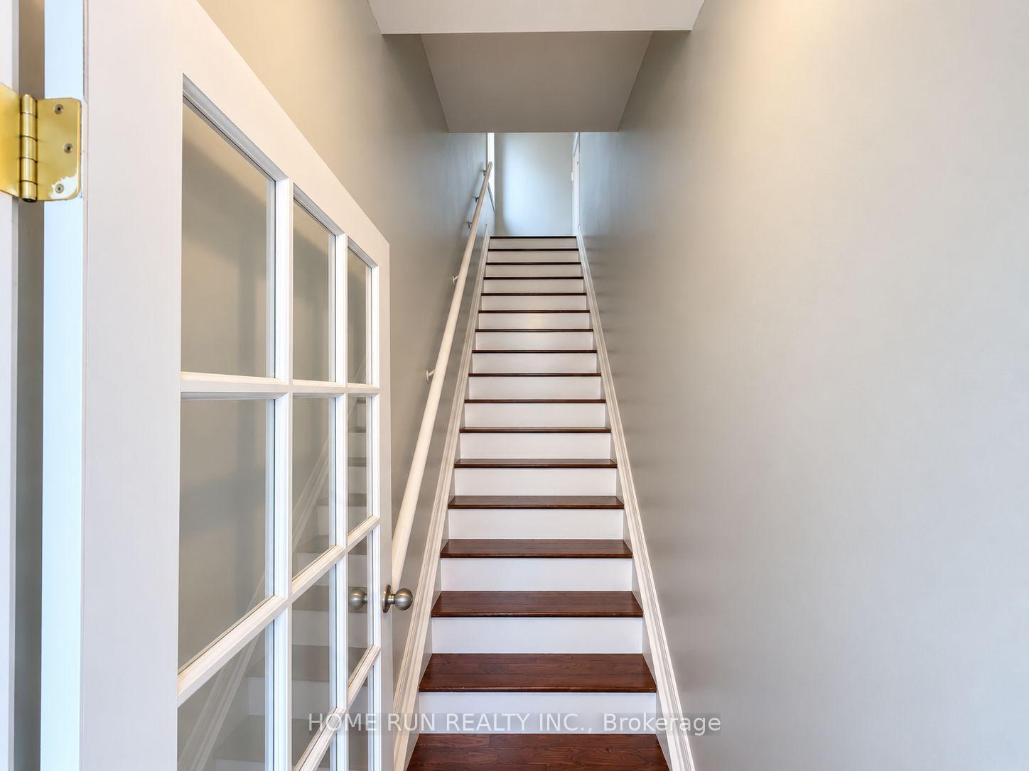 Photo 2 of 100 Blackburn Avenue, Ottawa, Sandy Hill — HOMEH