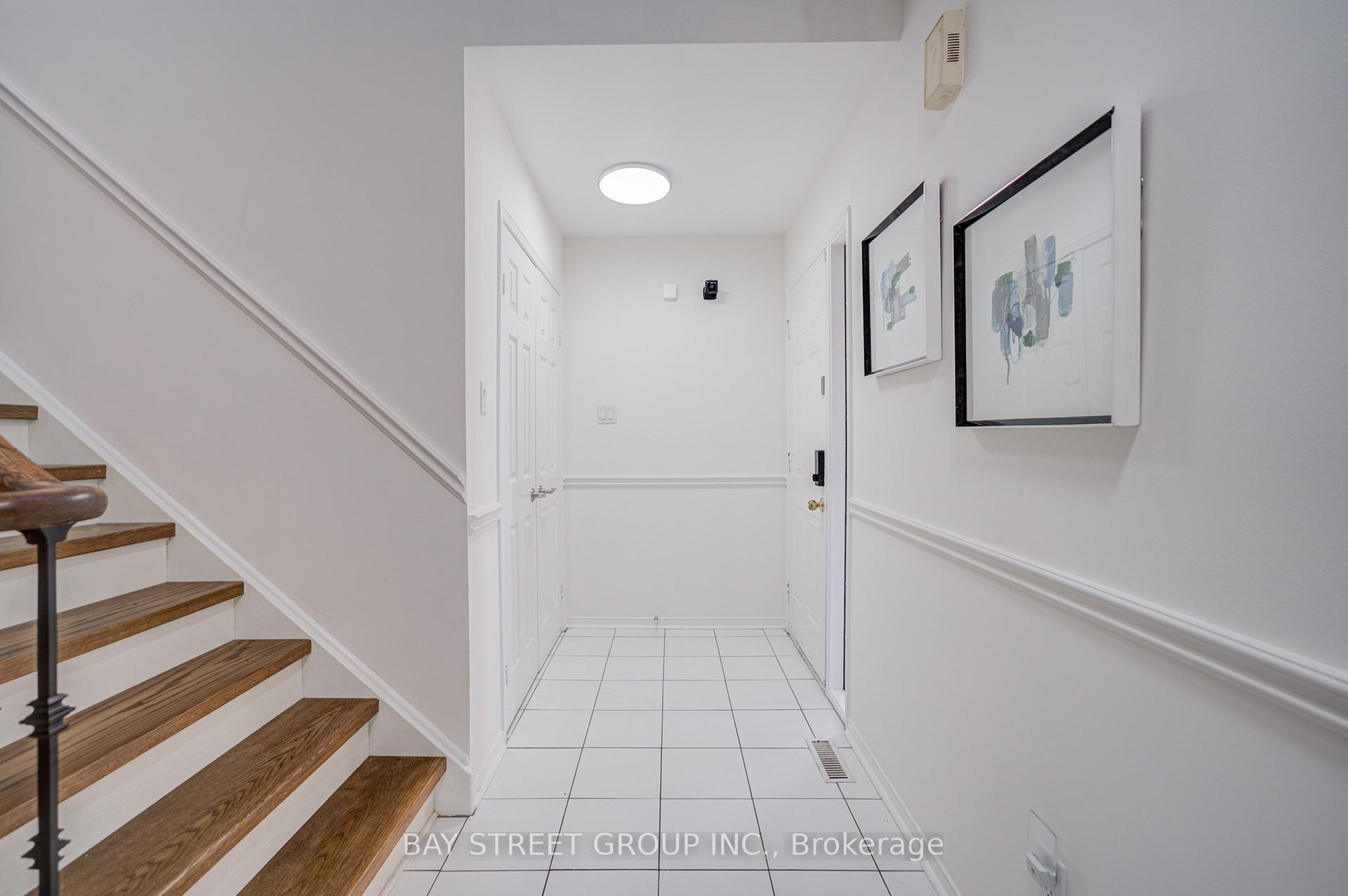 Photo 5 of 5 Captain Francis Drive, Markham, Buttonville — HOMEH