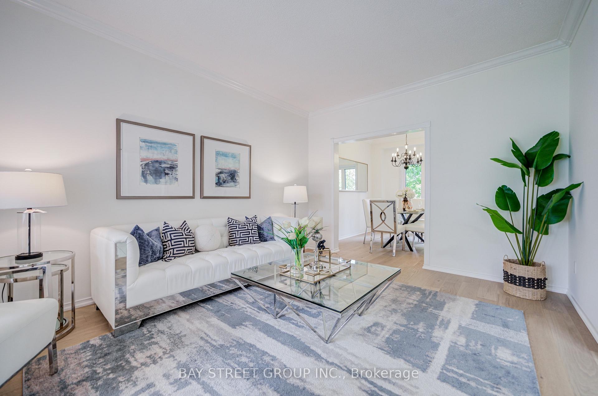 Photo 12 of 5 Captain Francis Drive, Markham, Buttonville — HOMEH