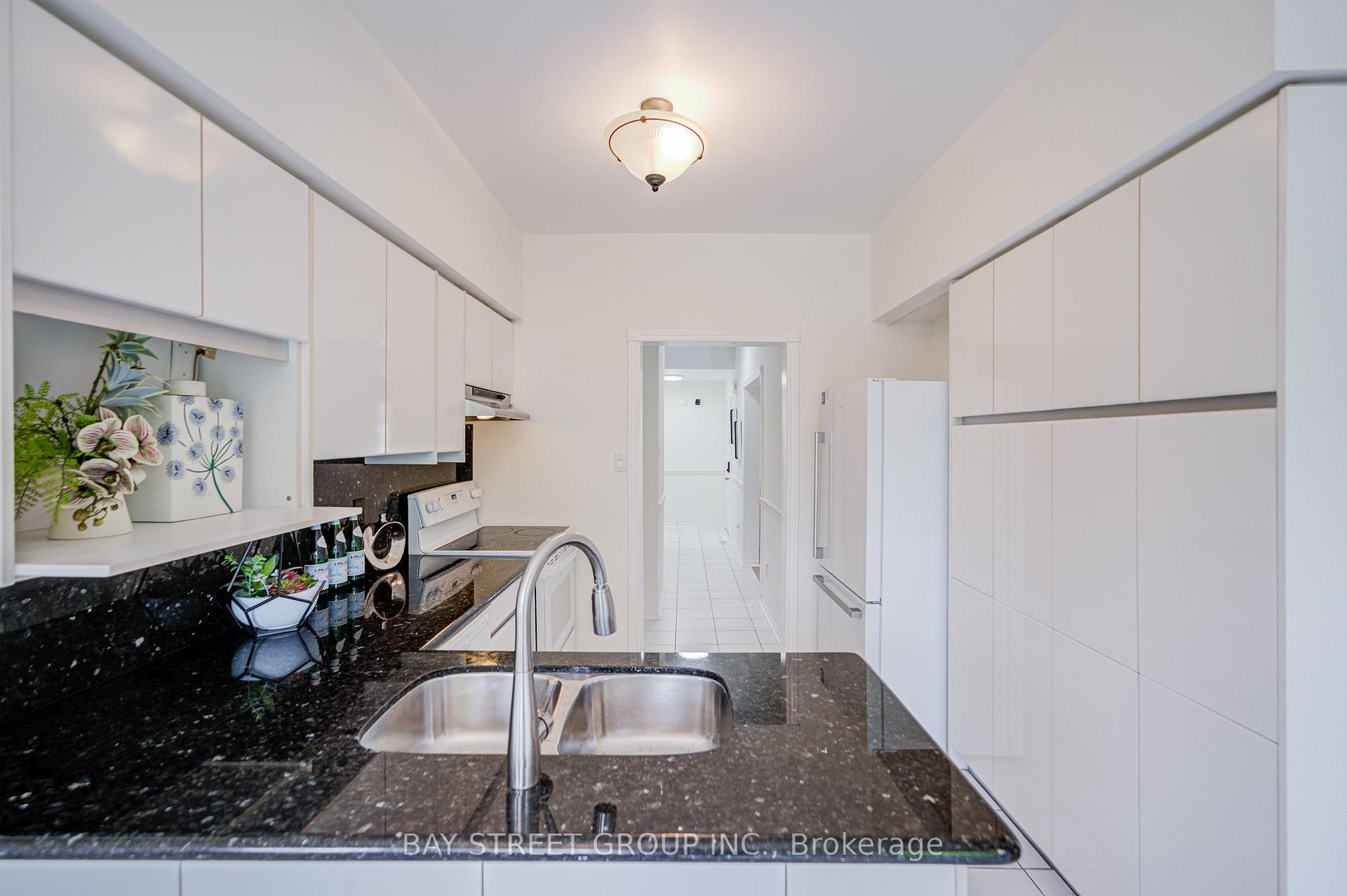 Photo 24 of 5 Captain Francis Drive, Markham, Buttonville — HOMEH